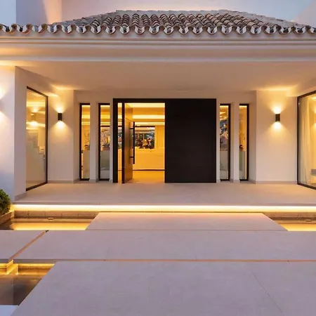 Mercedes - Luxury 5-bedroom In Brisas, Villa *