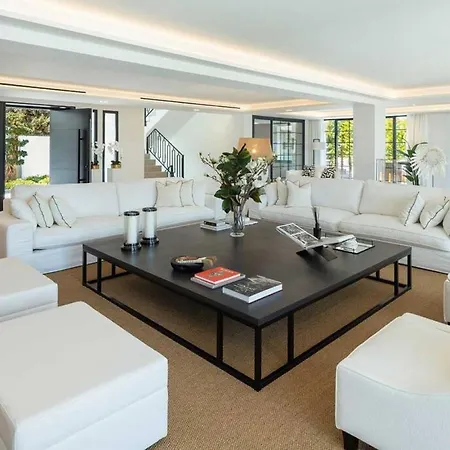 Villa Mercedes - Luxury 5-bedroom In Brisas, Marbella